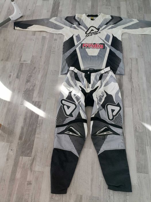 Мото. Крос. Екип