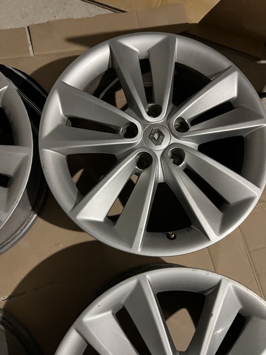 Vand Jante Aliaj Renault R17 5x114.3
