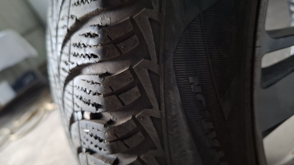 Диски с резиной. На daster.