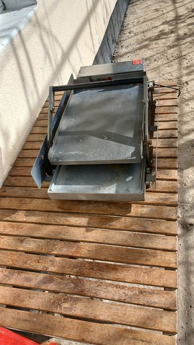 Bu lavash aparati toster