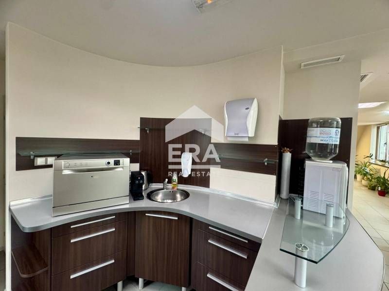 Продава се Офис в Варна, Център - 124 кв.м за 2904 €/кв.м - Снимка #10