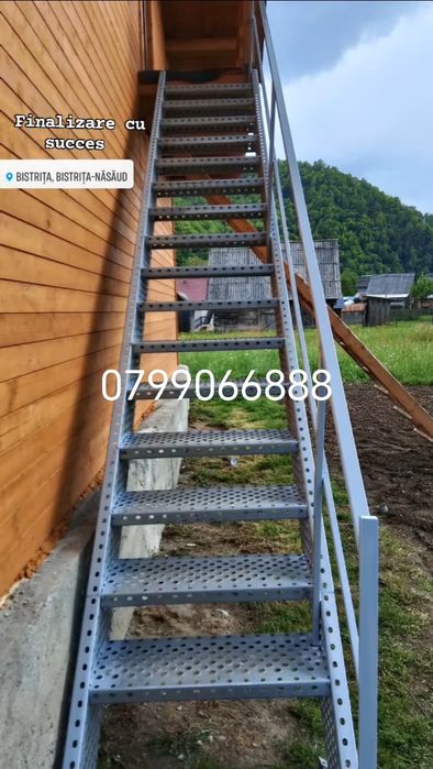 Vând scări zincate