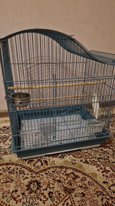 Клетка для попугаев, большая
