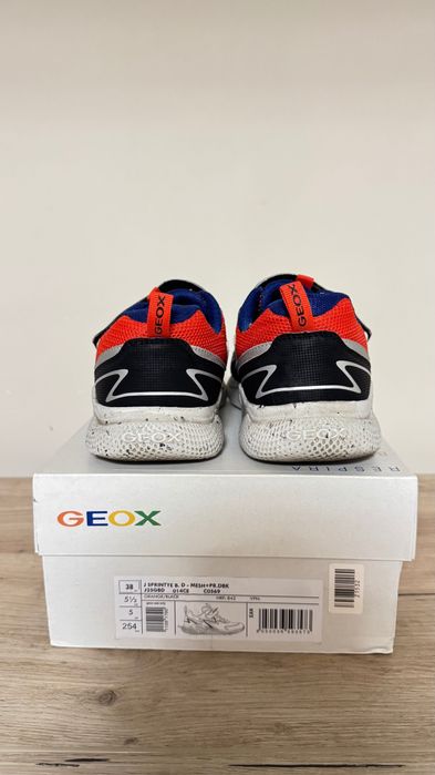 GEOX        N:38