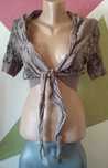 Bolero de efect bej gri gaurele plasa fagure floral margini matase