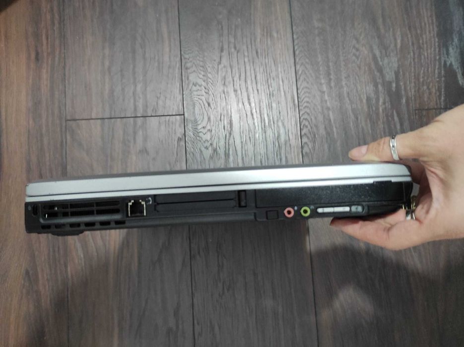 HP Pavilion ze4500 laptop CRVSA-02T1-75 fara incarcator