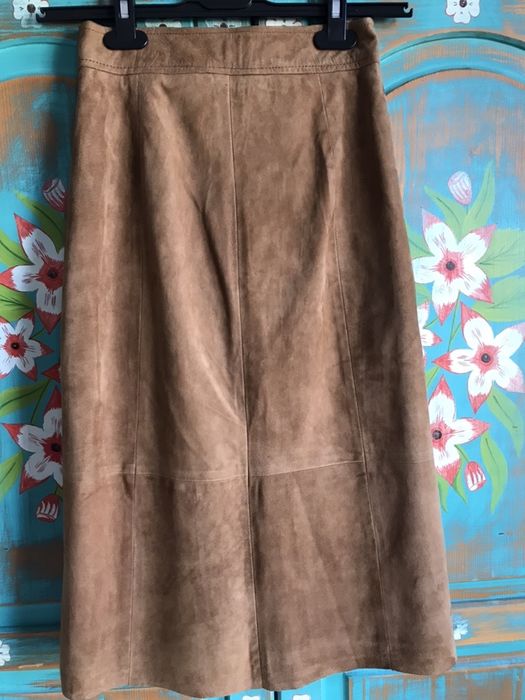 Пола от естествена кожа