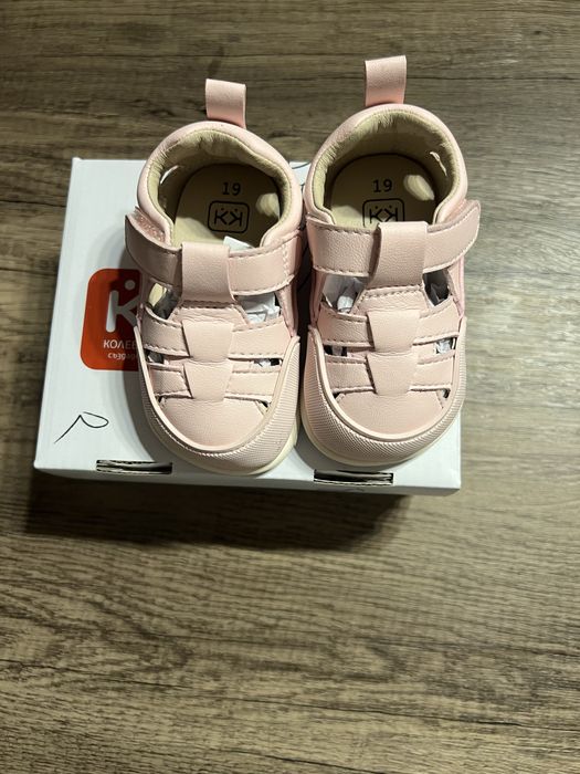 Бебешки боси сандали Колев и Колев