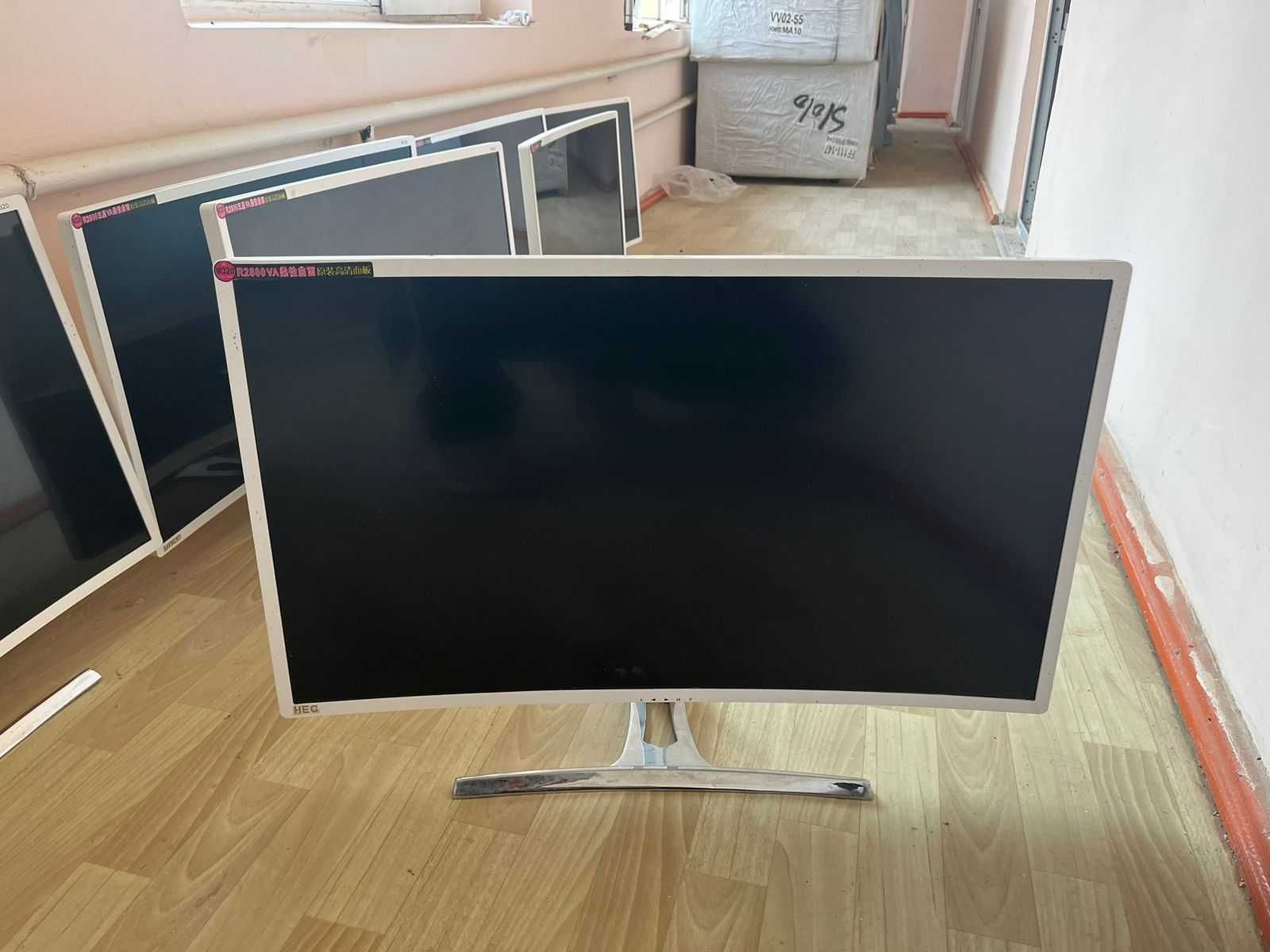 мониторы 32дюйм 60 тысыч