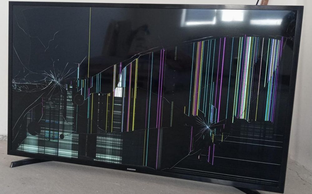 Продается телевизор samsung, не рабочем состояний