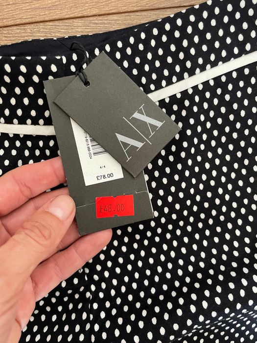 Къси панталони Armani Exchange