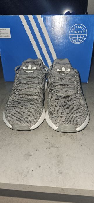 Sneakers Adidas  potrivit pentru tine!