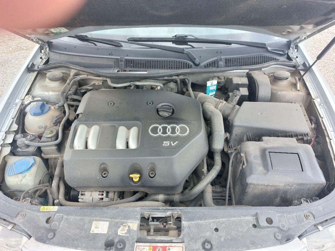 Vand sau schimb Audi A3 8L 1.8 125cp