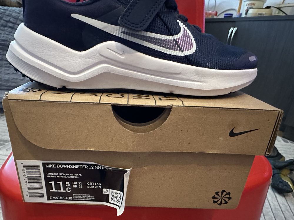 Нови  детски маратонкки Nike