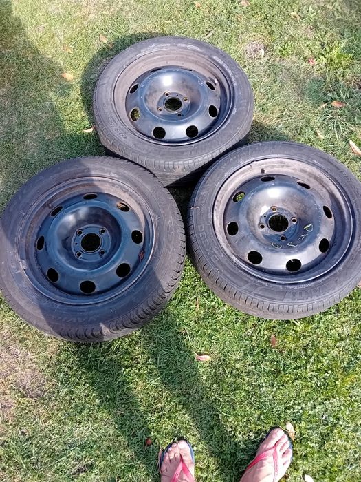 2 roti 5x112r16 și 3 roti 4x108r16 de Peugeot