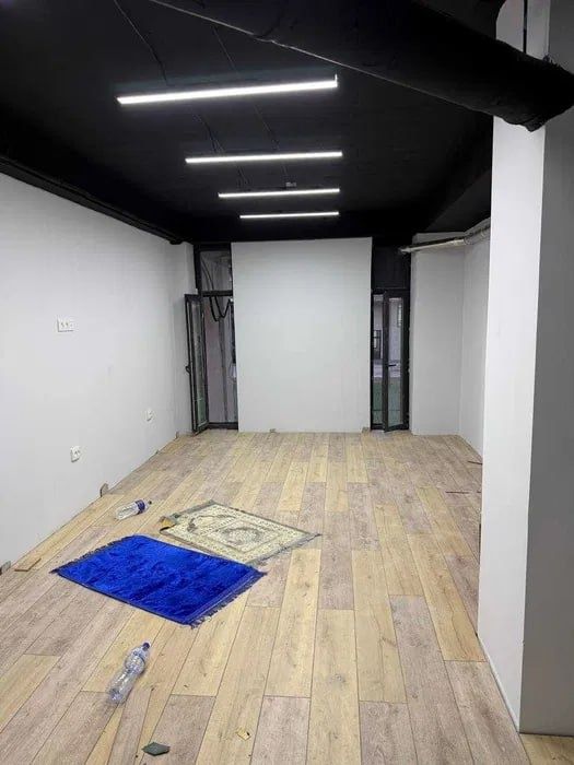 Якасарой Роял моторс кабинеты от25м² до 60м² под офис 2й этаж