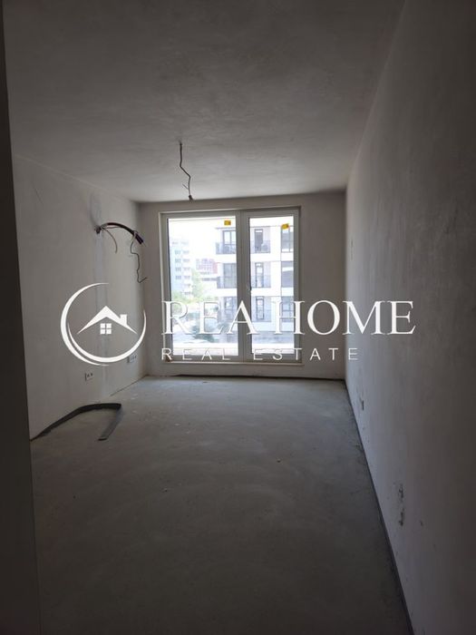 Продава се Четиристаен апартамент в София, Младост 4 - 154 кв.м за 2054 €/кв.м - Снимка #3