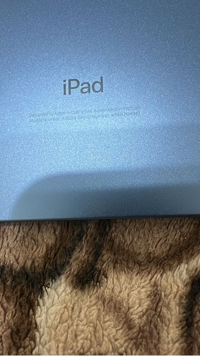 Продам iPad на запчасти