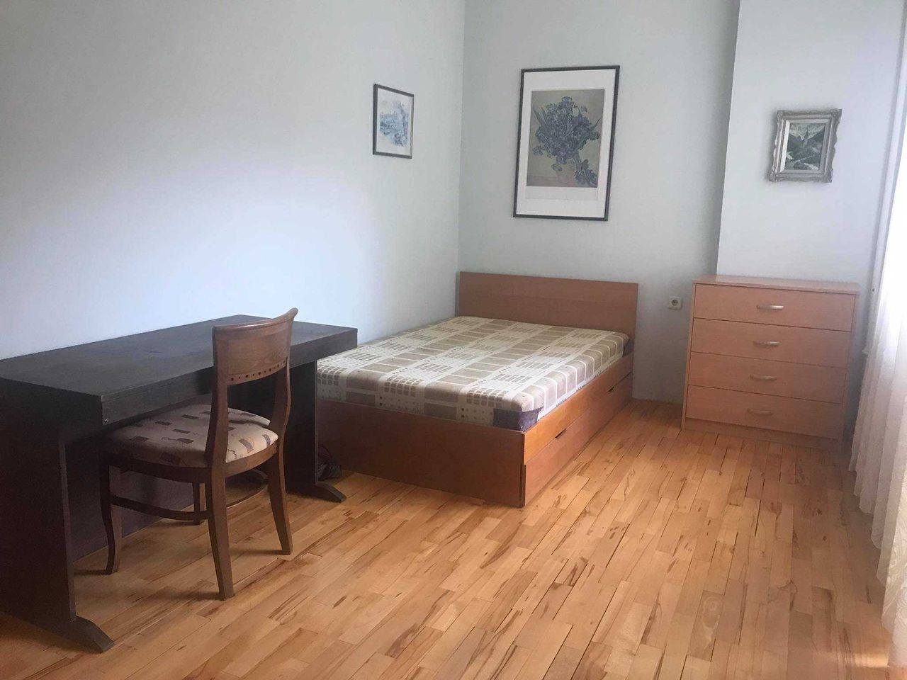 Дава се под наем Двустаен апартамент в София, Стрелбище - 80 кв.м за 350 € - Снимка #1