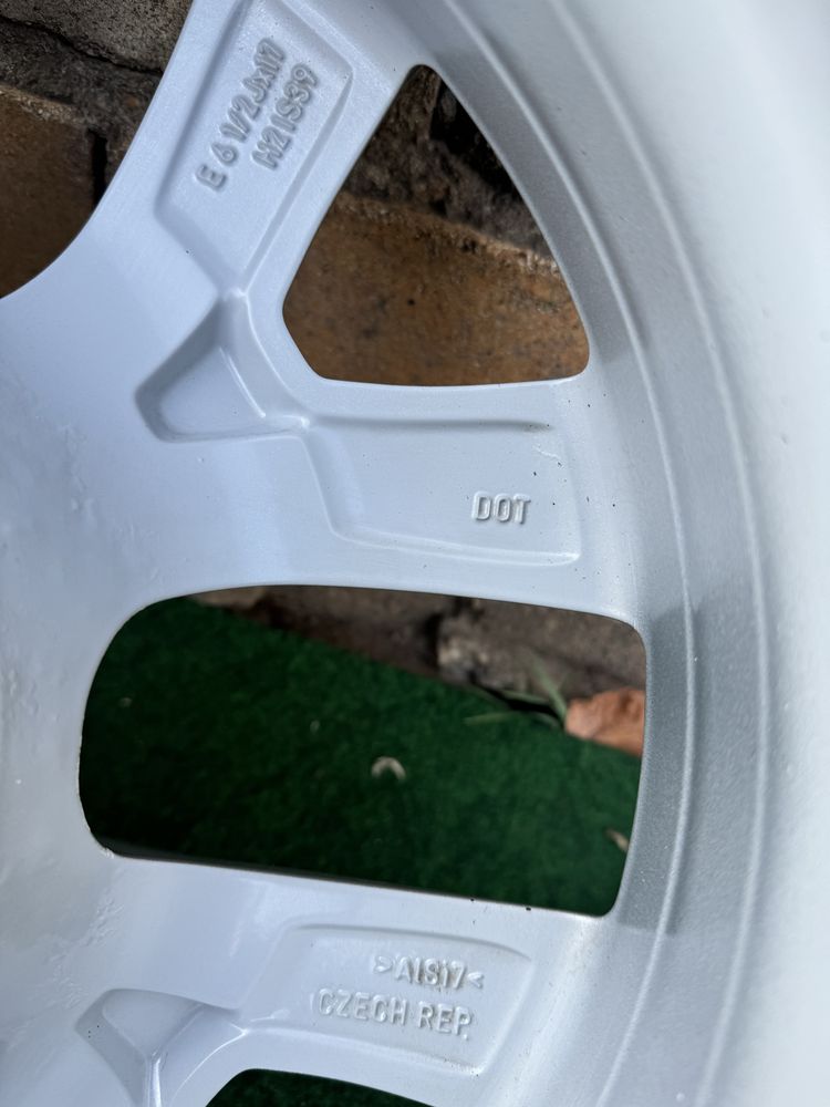4 броя Джанти БМВ BMW 5x112 Style 574 17 цола за X1 X2 F48 F39 F45 F46