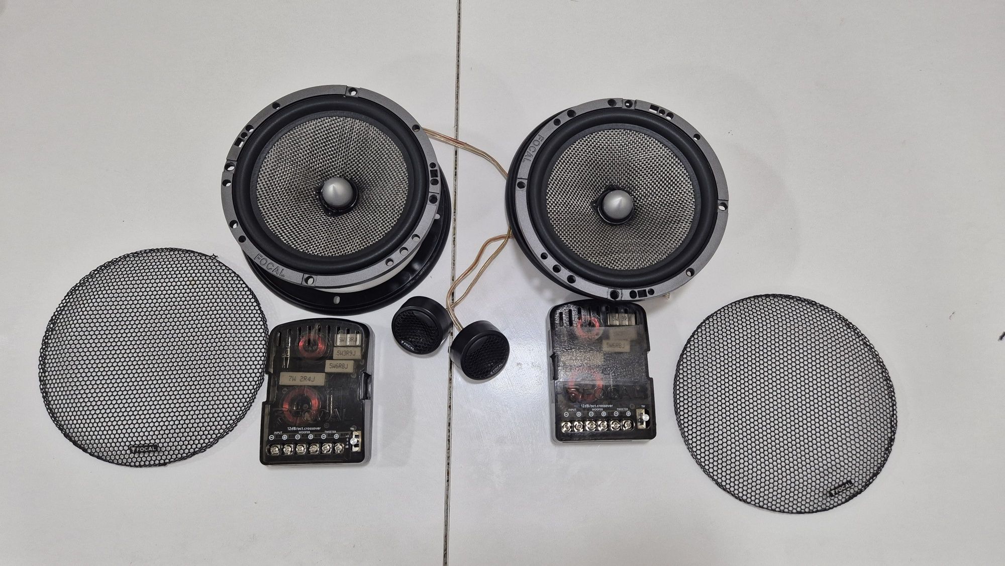 Продам колонки Focal Access 165AS двух компонентный