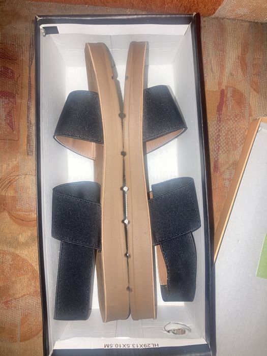 Продавам дамски сандали Tendenz 40 номер