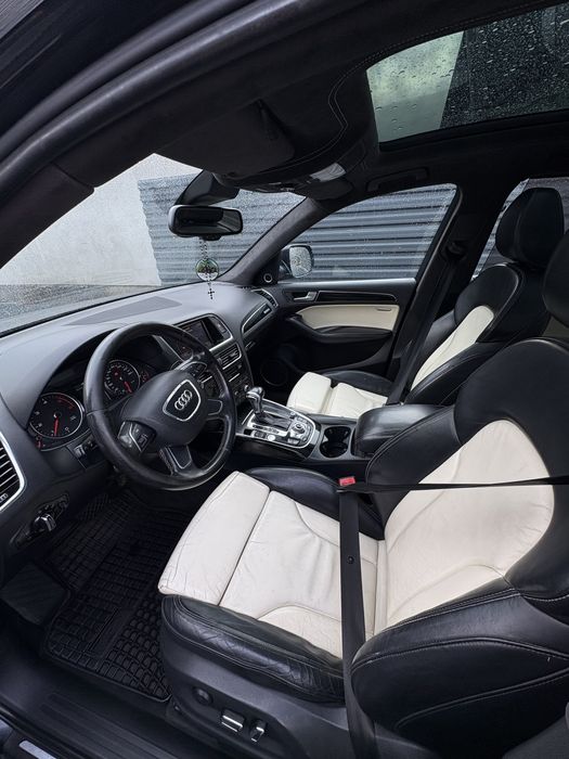 Audi Q5 3.0 245cp