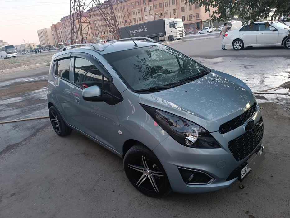 Спарк сотилади радной