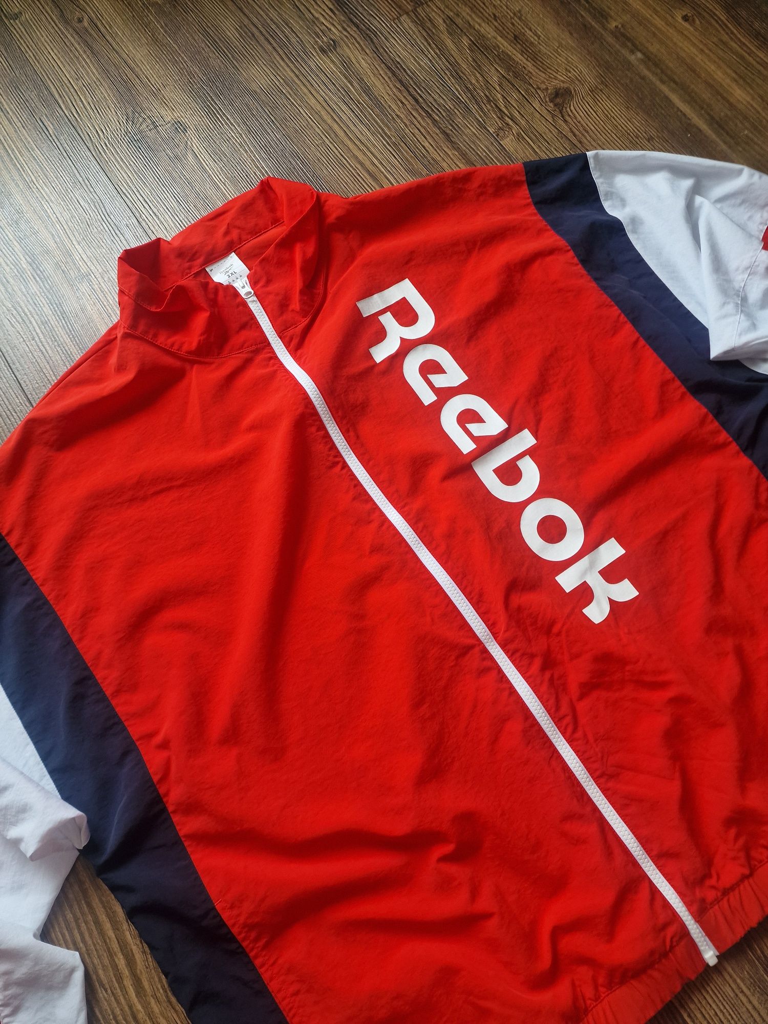 Страхотно мъжко яке ветровка REEBOK размер 2XL