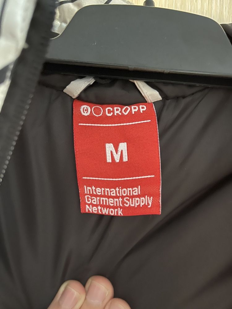 Яке CROPP - M.