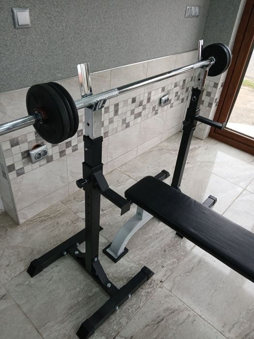 Лежанка с лост и тежести