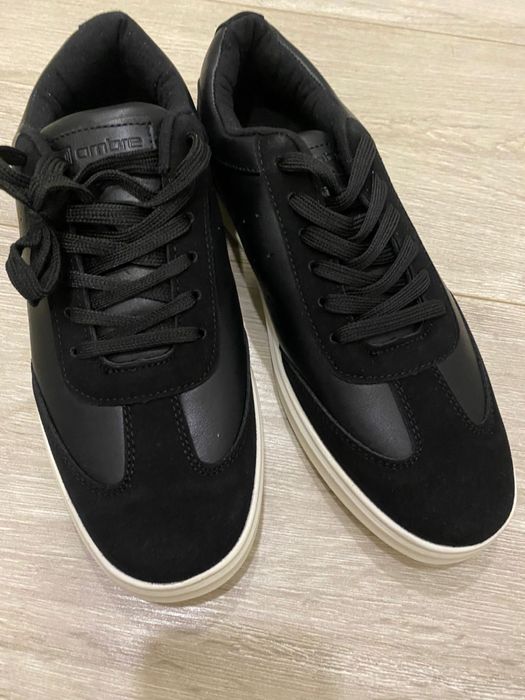 Новые мужские кеды