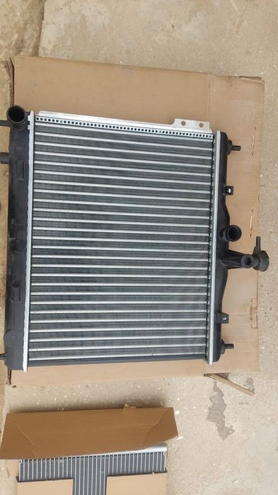 Продам радиатор на машину Hyundai gets