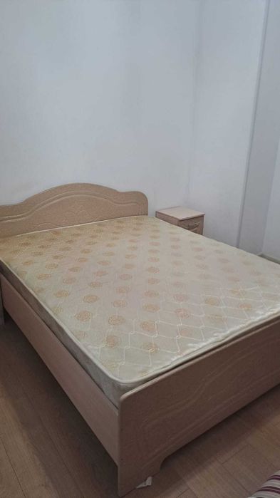 Продам 2 спальную кровать