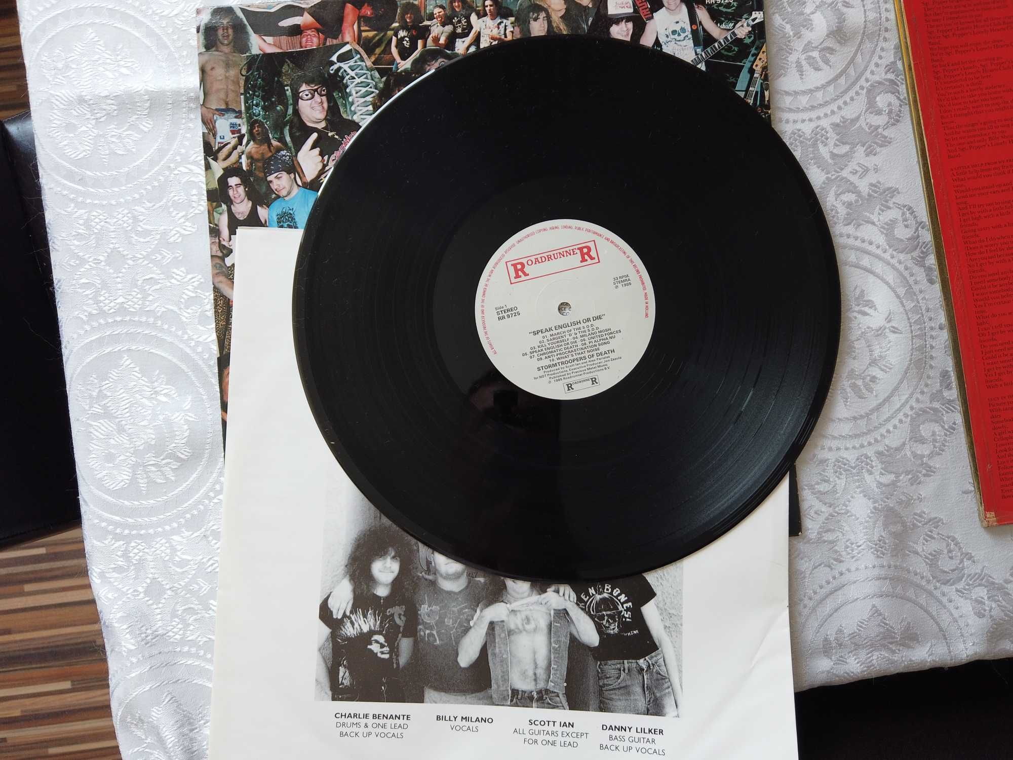 Lot vinyluri  Sex pistols, S.o.d:stormtroopers of death ,Beatles