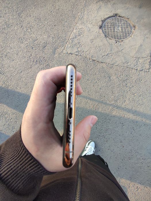 Iphone Xs max 64