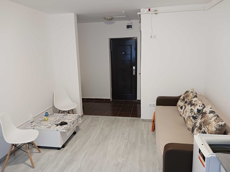 garsoniera 22mp, loc parcare in Dambul Rotund