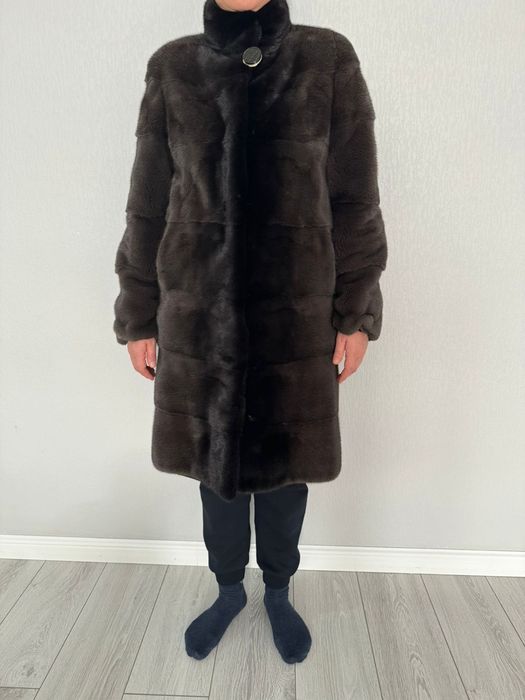 Продам норковую шубу в хорошем состояни.