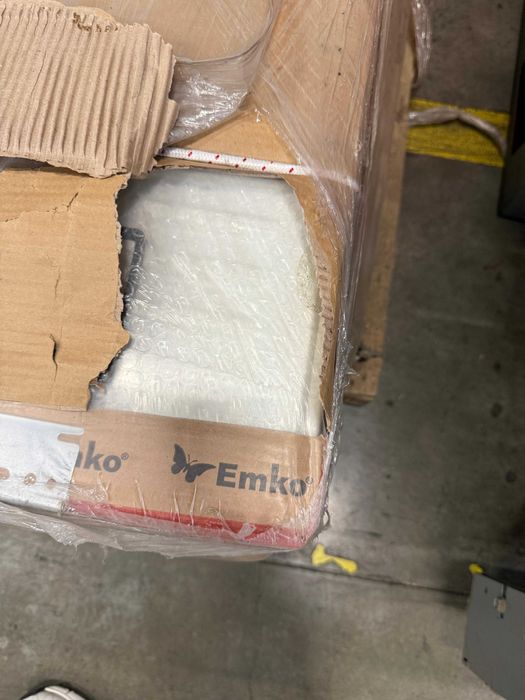 Calorifere noi EMKO 1600x600x100 mm – 8 buc disponibile