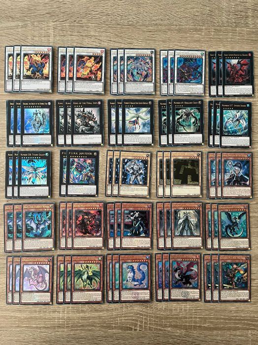 Yu-Gi-Oh! TCG Battles of Legend: Monster Mayhem карти