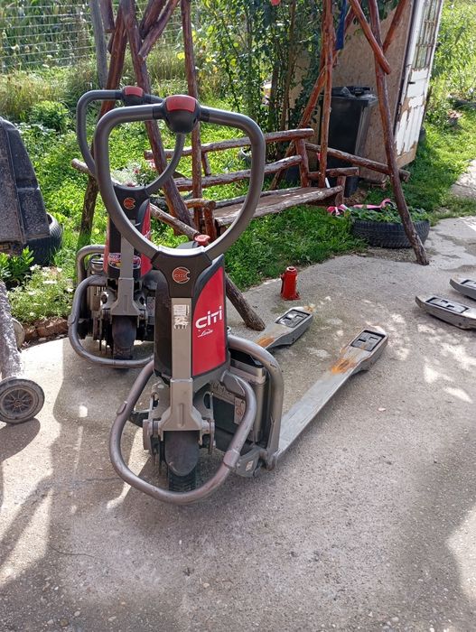 Transpalet electric