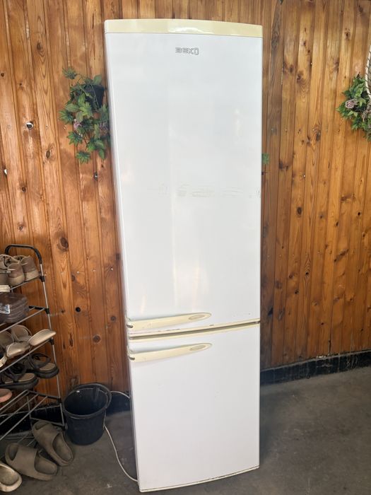 Холодильник BEKO
