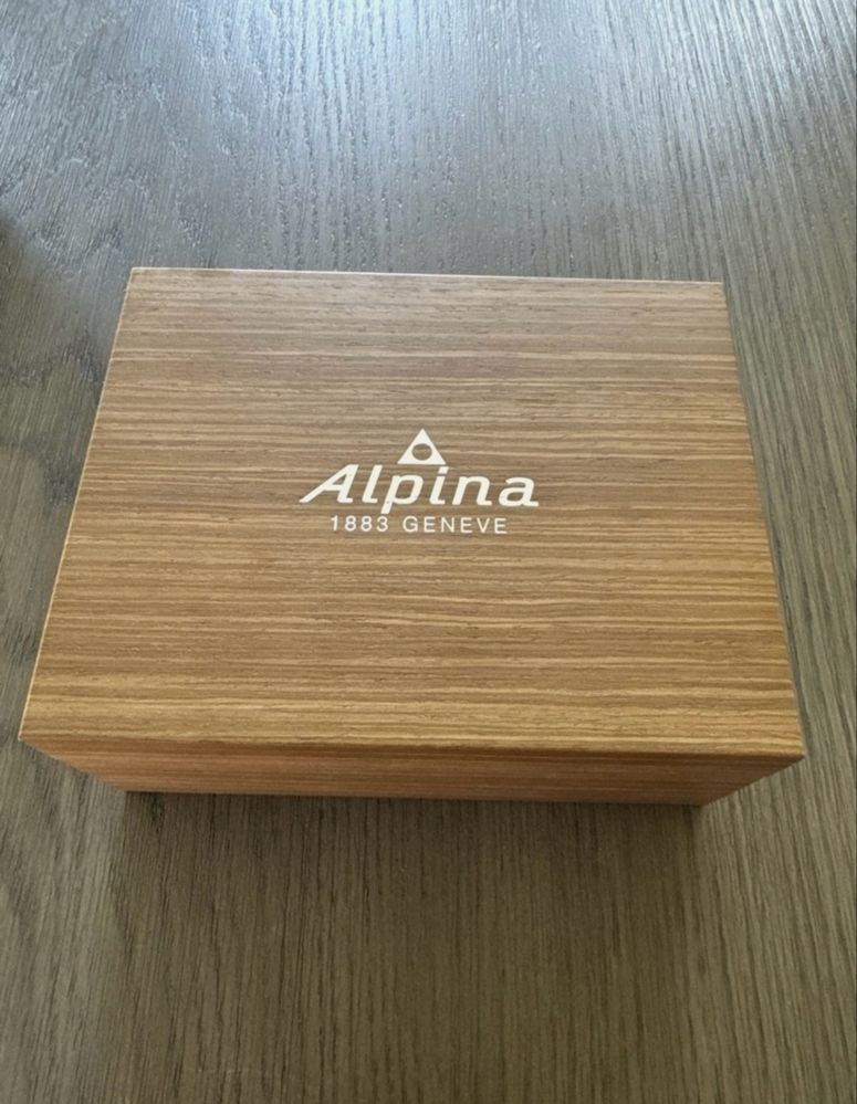 Продаются Швейцарские дайверские часы Alpina
