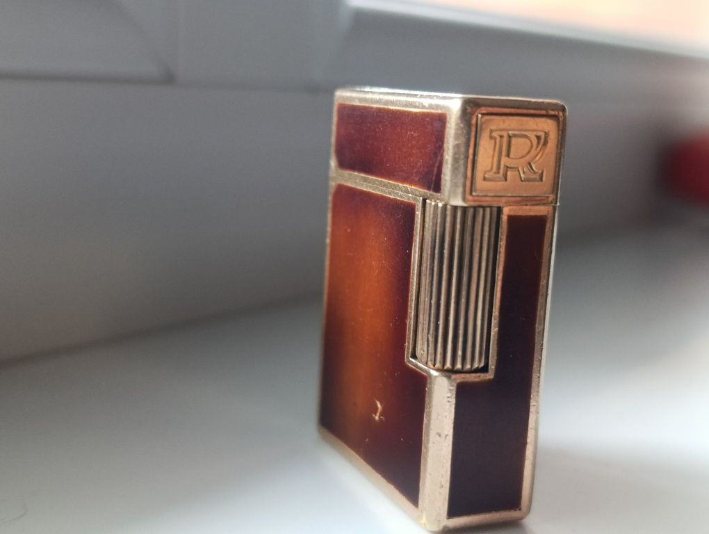S. T. Dupont Line 1  Gold