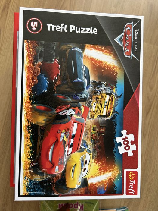 Пъзели Trefi 100 и 300 части