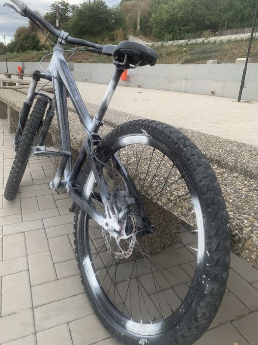 Bicicletă MTB hardtail o singură viteză