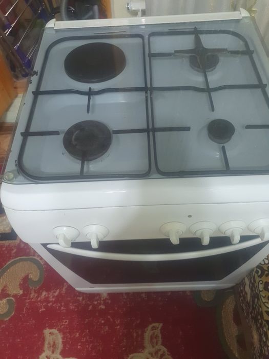 продадим газовую плиту, звоните по номеру