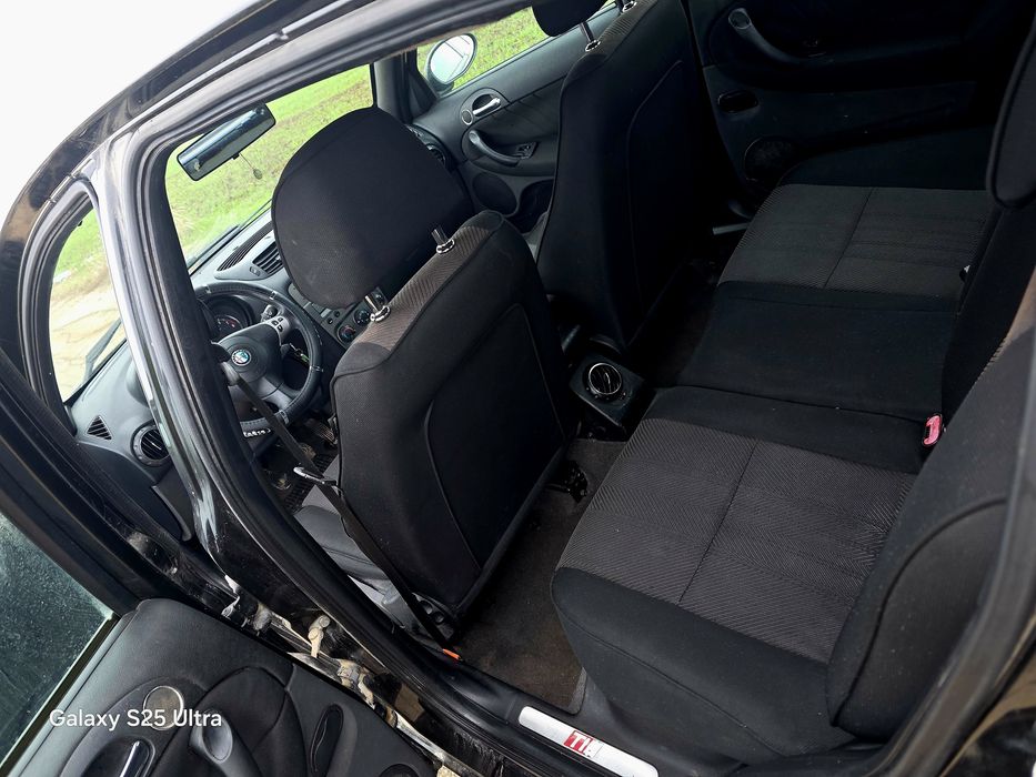 Vând Alfa romeo 1.6