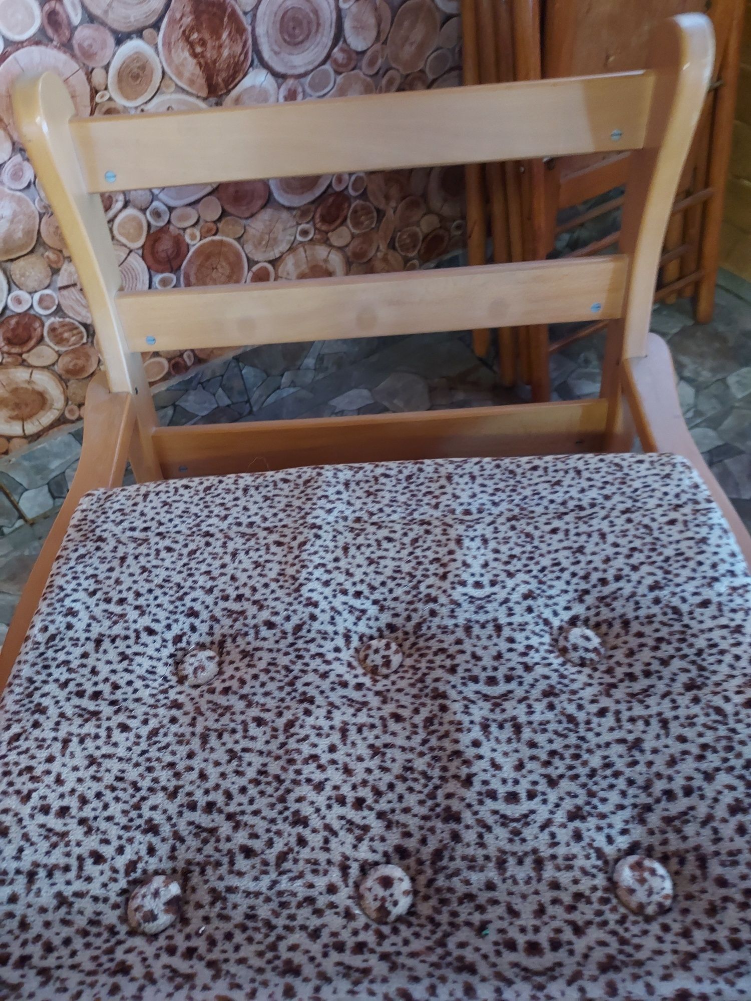 Комплект мебели дърво масив и дамаска