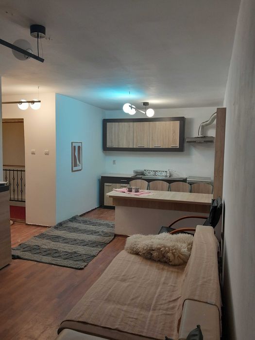 Casă ultracentrală cu spațiu comercial + studio, chiriași stabili !